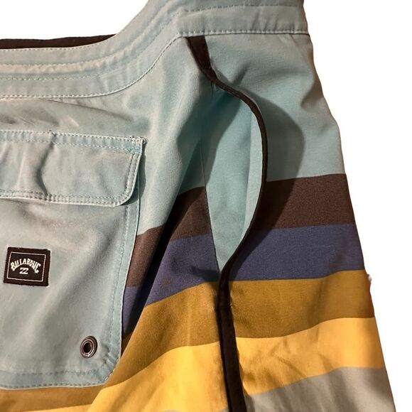 Billabong ~Mens striped Boardshorts ~ side pockets ~size tag removed, see photos - Picture 7 of 14
